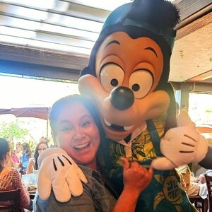 Meet your Posher, Angie!